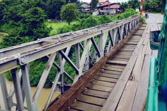 Contiki Asian Adventure laos